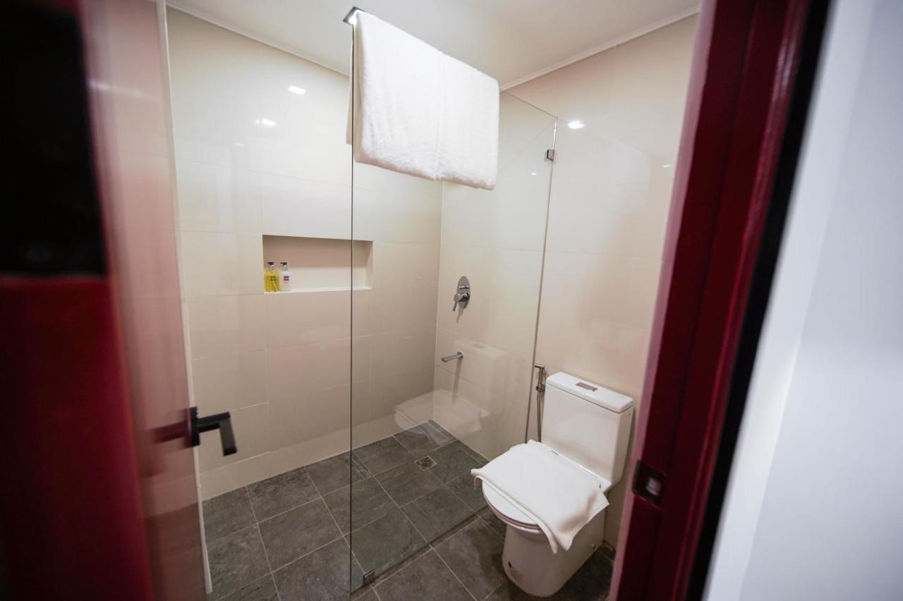 סן פדרו מקאטי Unwnd Boutique Hotel Makati מראה חיצוני תמונה