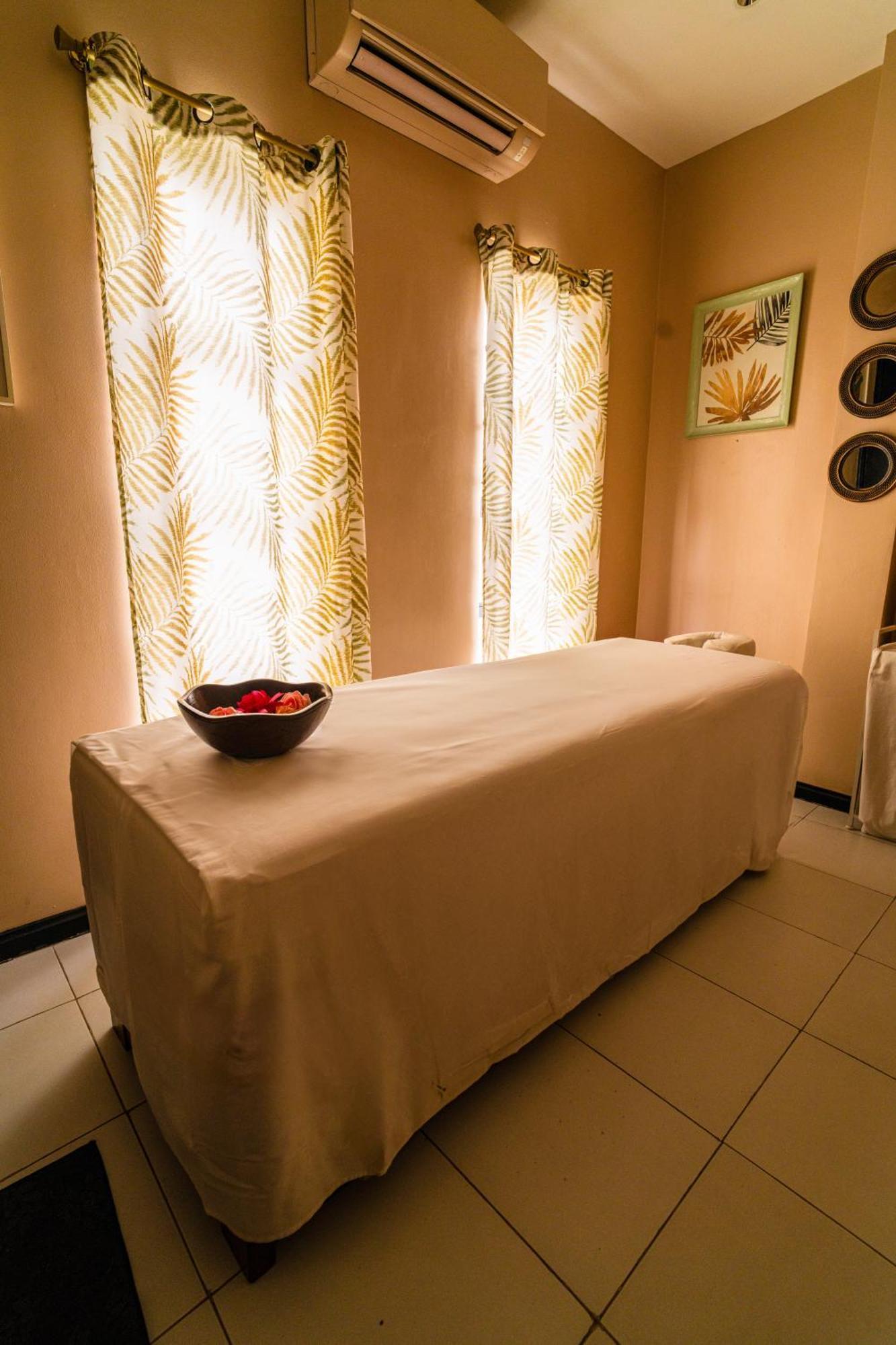 סן פדרו מקאטי Unwnd Boutique Hotel Makati מראה חיצוני תמונה